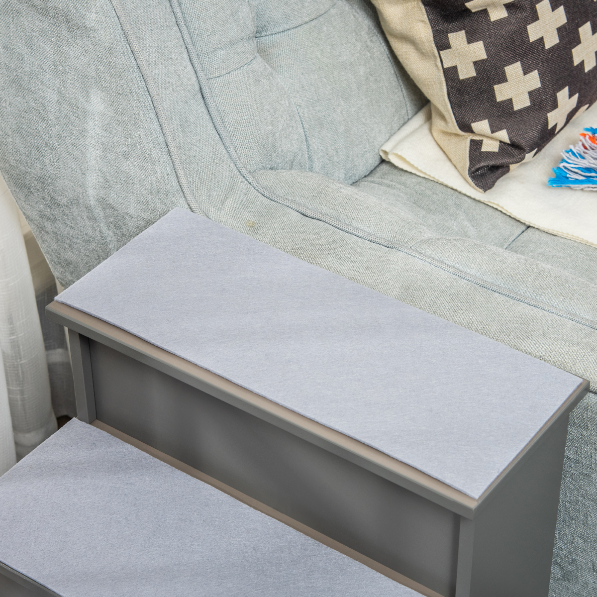 Pet Stairs Pro: Gentle, Non-Slip Indoor Steps for Small & Elderly Pets