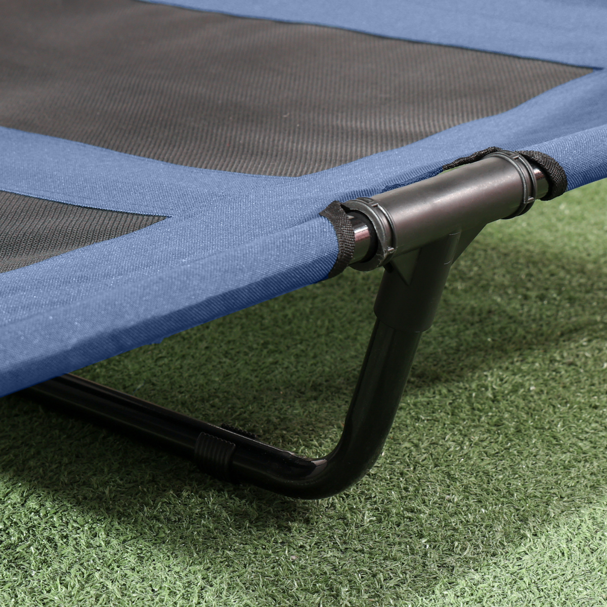 PawHut 92cm Elevated Outdoor Dog Bed with Canopy - UV Protection Cooling Cot