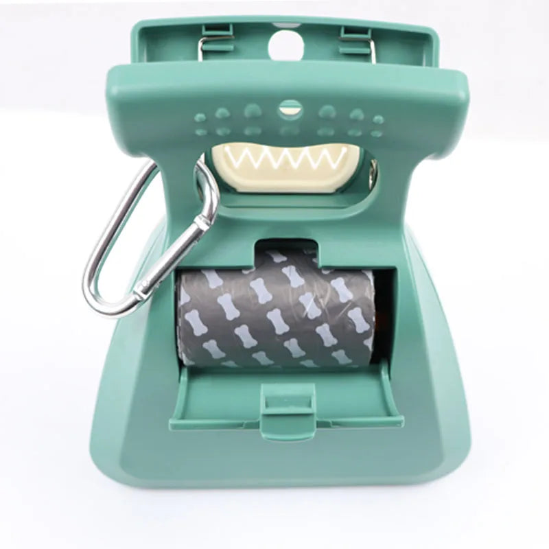 Dog Pet Travel Foldable Pooper Scooper with 1 Roll of Decomposable Bags 🐾