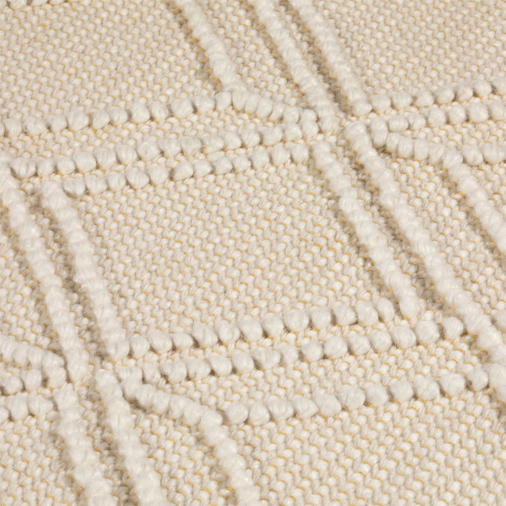 Blenheim Diamond Pet-Friendly Cream Rug 120x170 cm