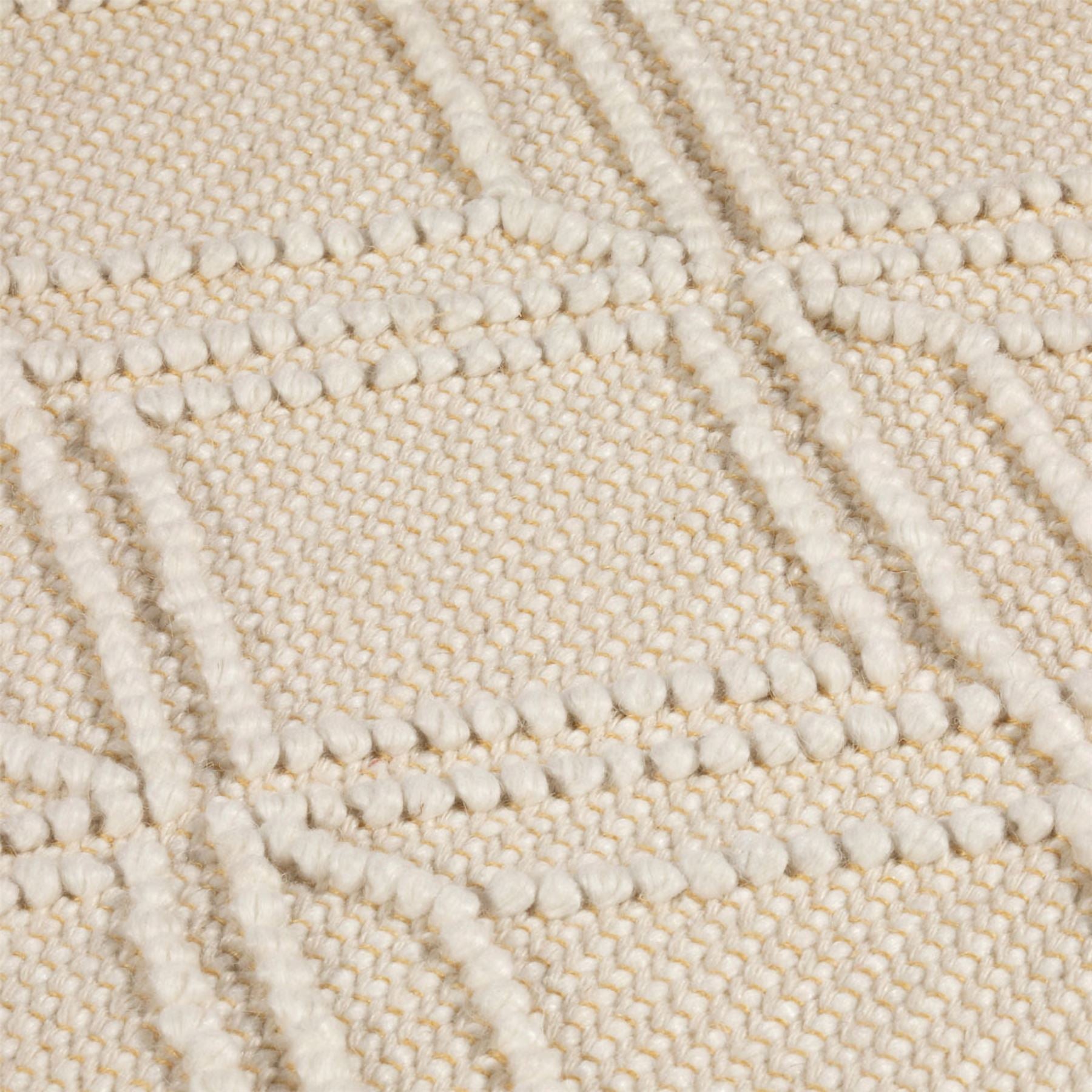 Blenheim Diamond Pet-Friendly Cream Rug 120x170 cm