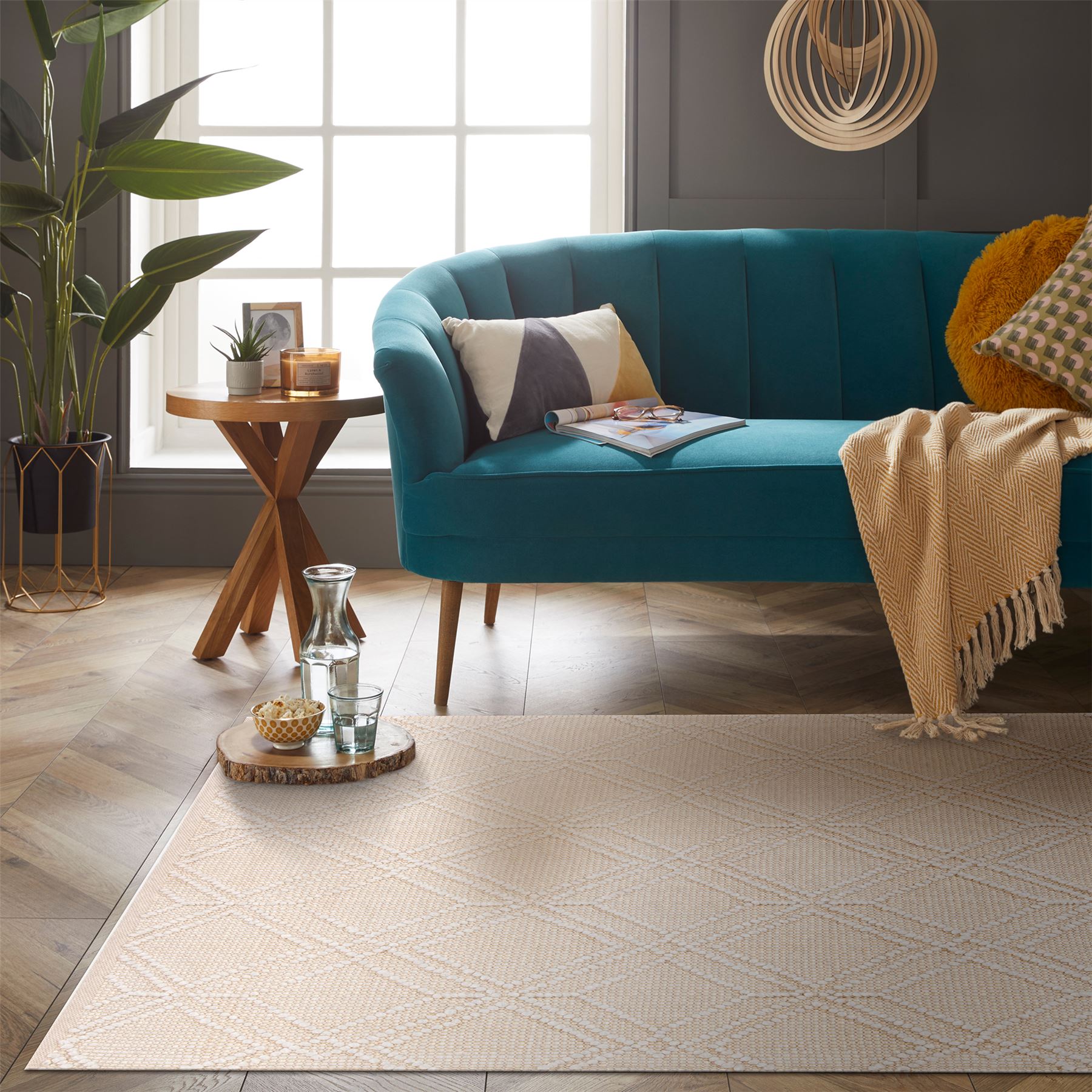 Blenheim Diamond Pet-Friendly Cream Rug 120x170 cm